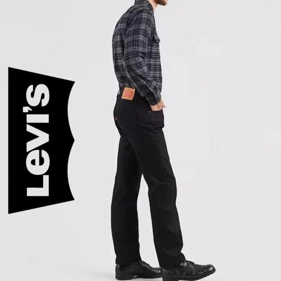 Levi's 501 Original Fit Button Fly Straight Leg Jeans in Black | 32 x 30 - Picture 3 of 13